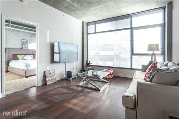 S Flower St & W 11th St - Photo 2 of 169