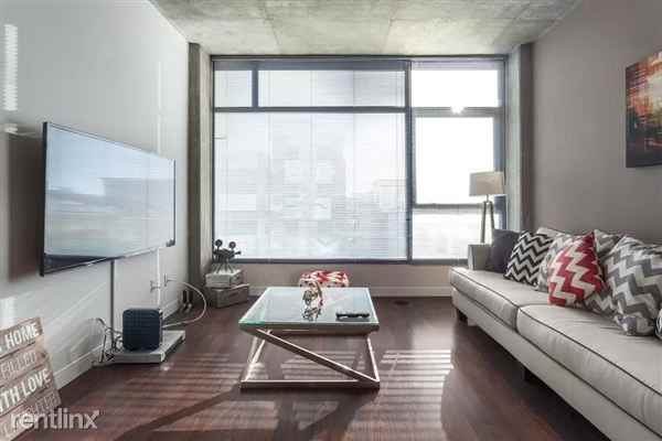 S Flower St & W 11th St - Photo 3 of 169