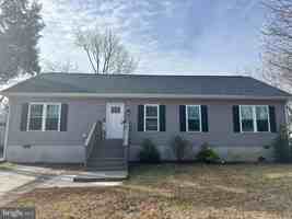 featured image of 4 Senator Ave