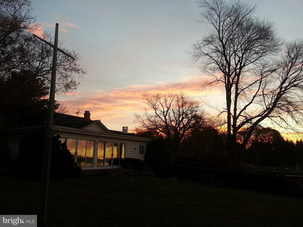 1035 Taylorsville Ln - Photo 3 of 15