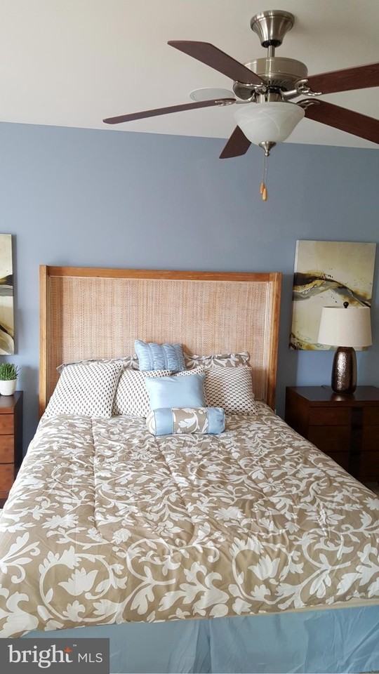 401 Seaway Ct - Photo 6 of 16