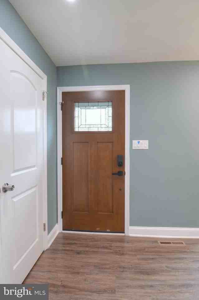 3822 Gawayne Ter Unit 32-382 #32-382 - Photo 4 of 32