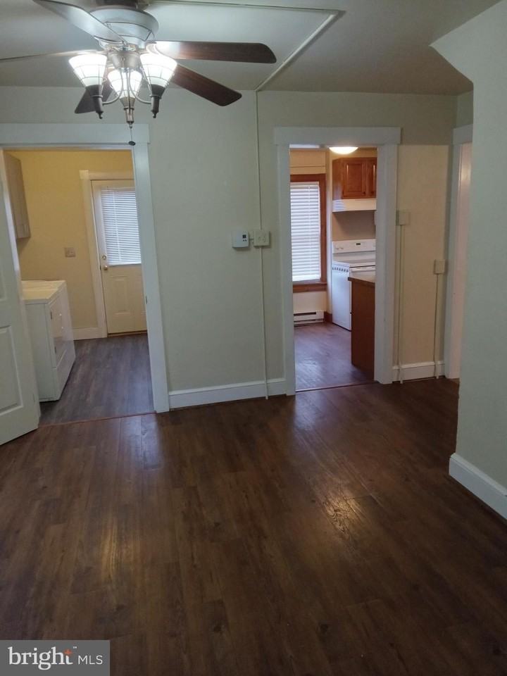 13706 Maugansville Rd - Photo 4 of 14