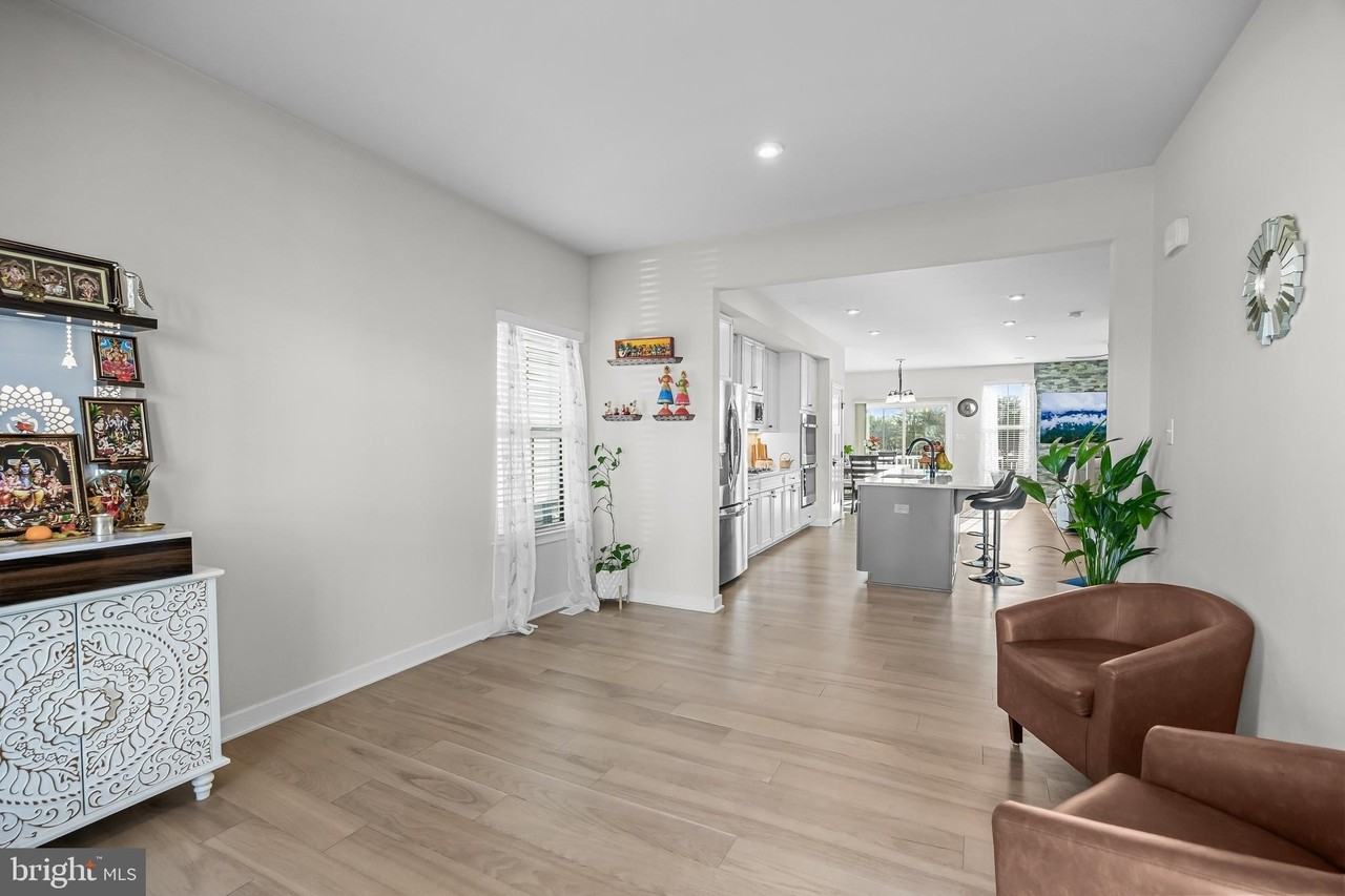 12 Sage Way - Photo 5 of 34