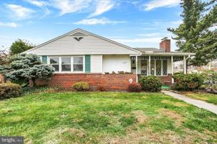 117 E Maplewood Ave - Photo 1 of 1