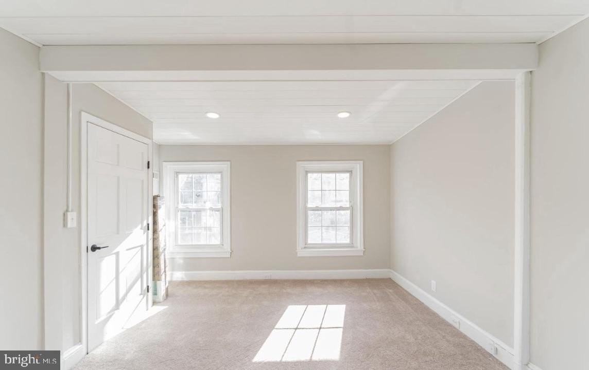 321 W Gay St - Photo 2 of 16