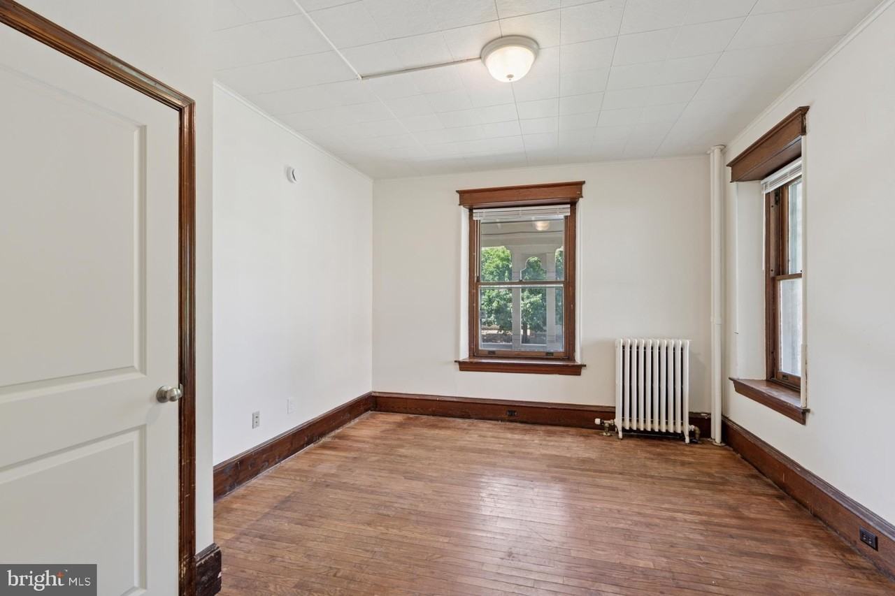 75 Nutt Rd - Photo 2 of 10