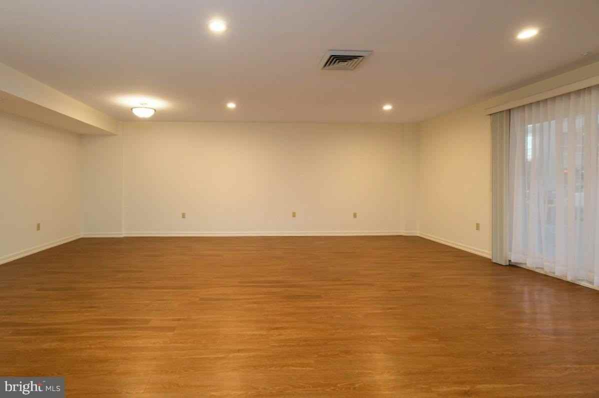 677 Elm St Apt 109 #109 - Photo 3 of 12