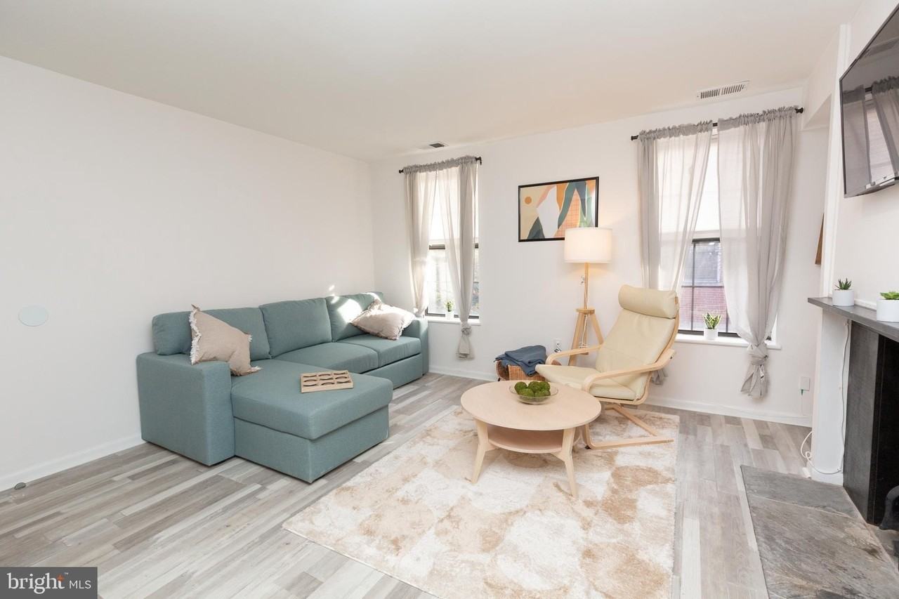 1915 Pemberton St Unit 2 #2 - Photo 3 of 16