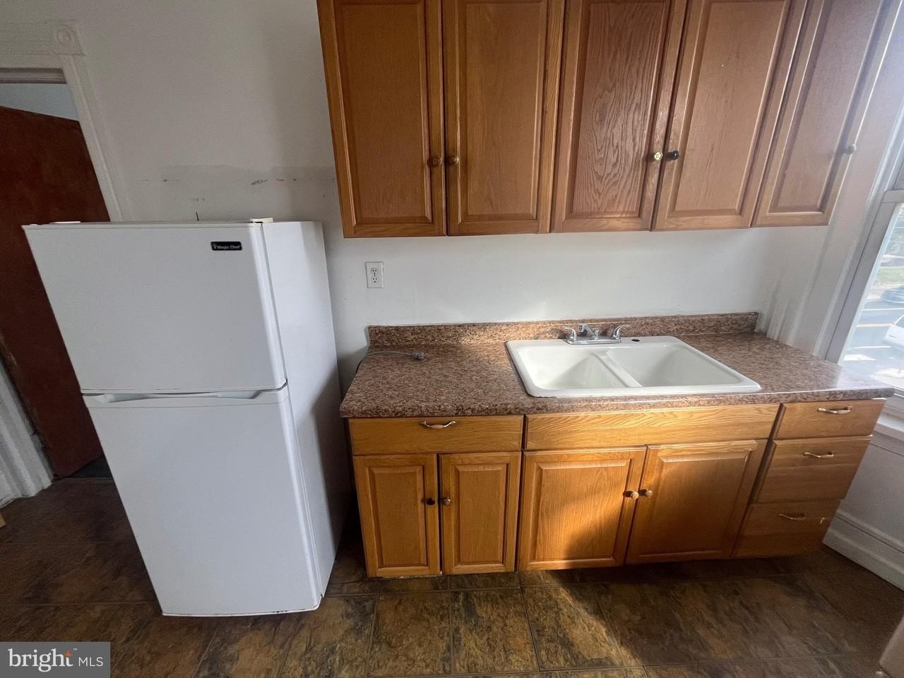 5400 Catharine St Unit B #B - Photo 2 of 10