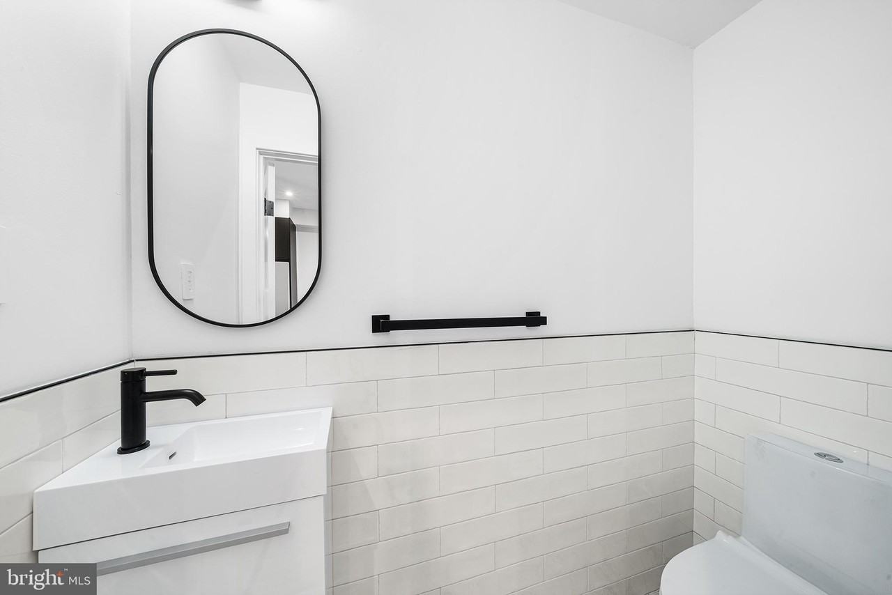 315 W Berks St Unit 2 #2 - Photo 7 of 26