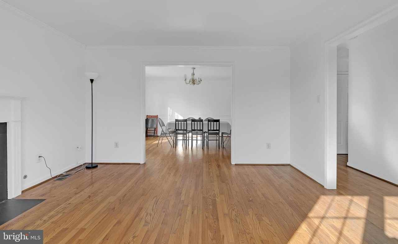 5617 6th St N - Photo 6 of 28