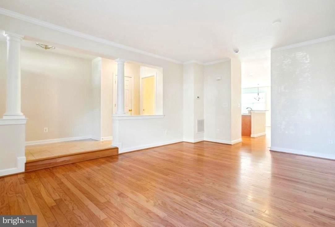 5033 Softwood Ln - Photo 5 of 34