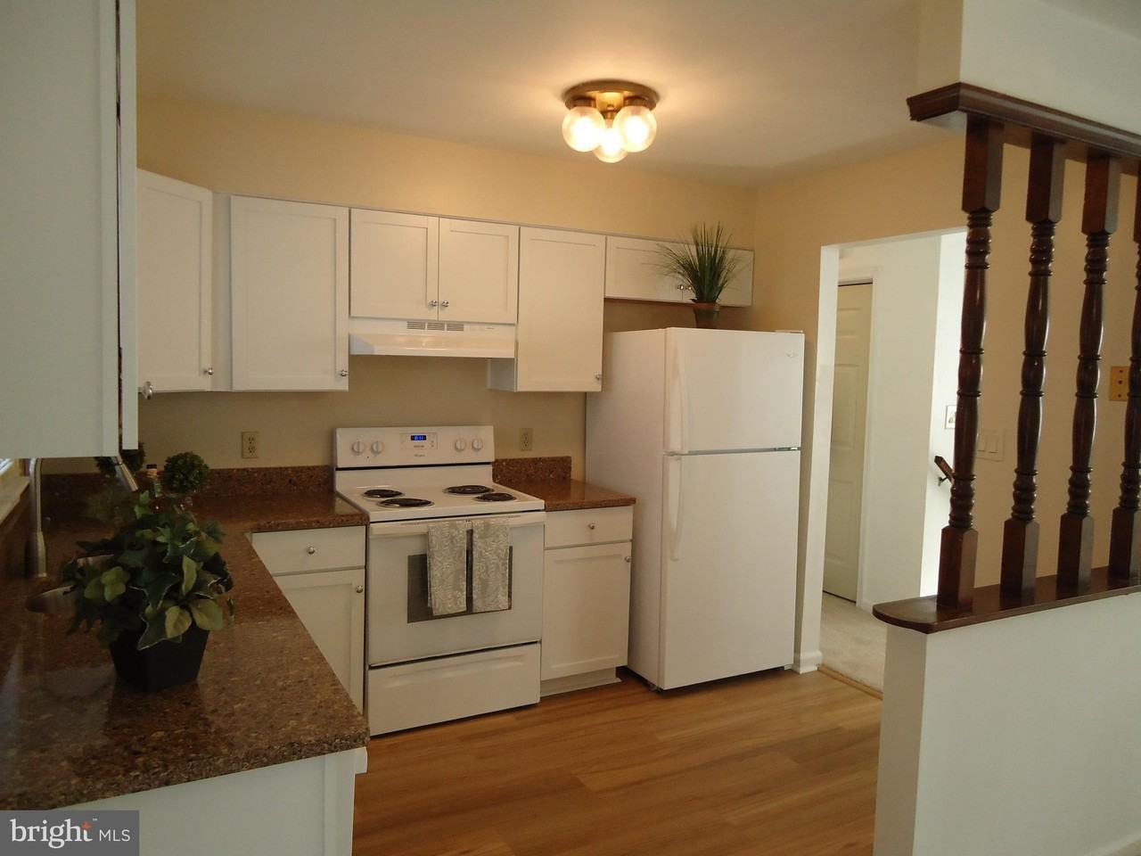 515 Pleasants Dr - Photo 2 of 14