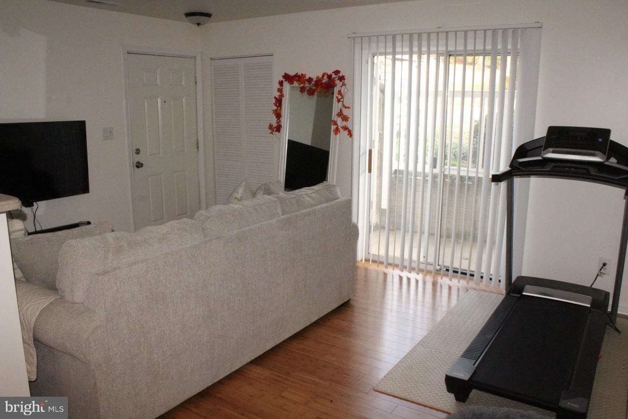 15 Fern Oak Cir Apt 101 #101 - Photo 5 of 15