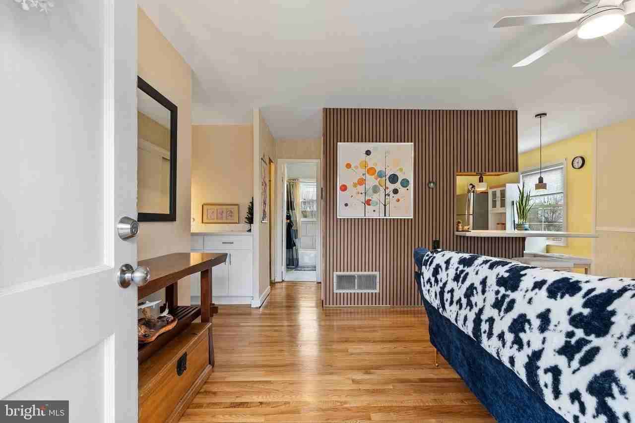 516 Hollingsworth Dr - Photo 3 of 31