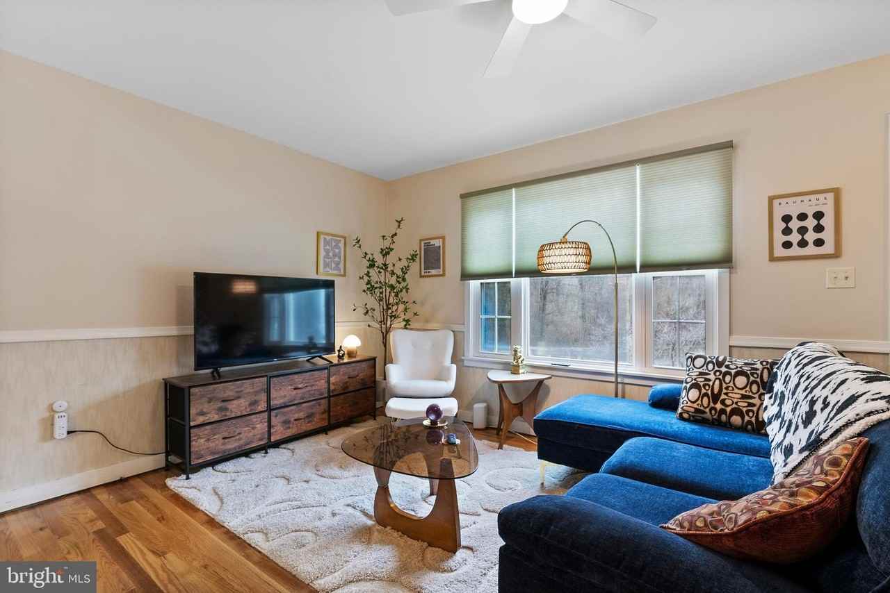 516 Hollingsworth Dr - Photo 5 of 31