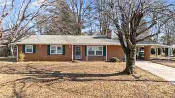 featured image of 3805 Littlebrook Dr