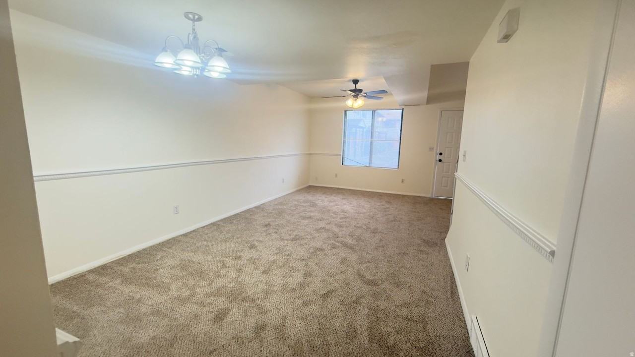 3693 S 1950 W Apt 3 #3 - Photo 4 of 9