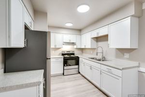 featured image of 2975 W Lawrence St