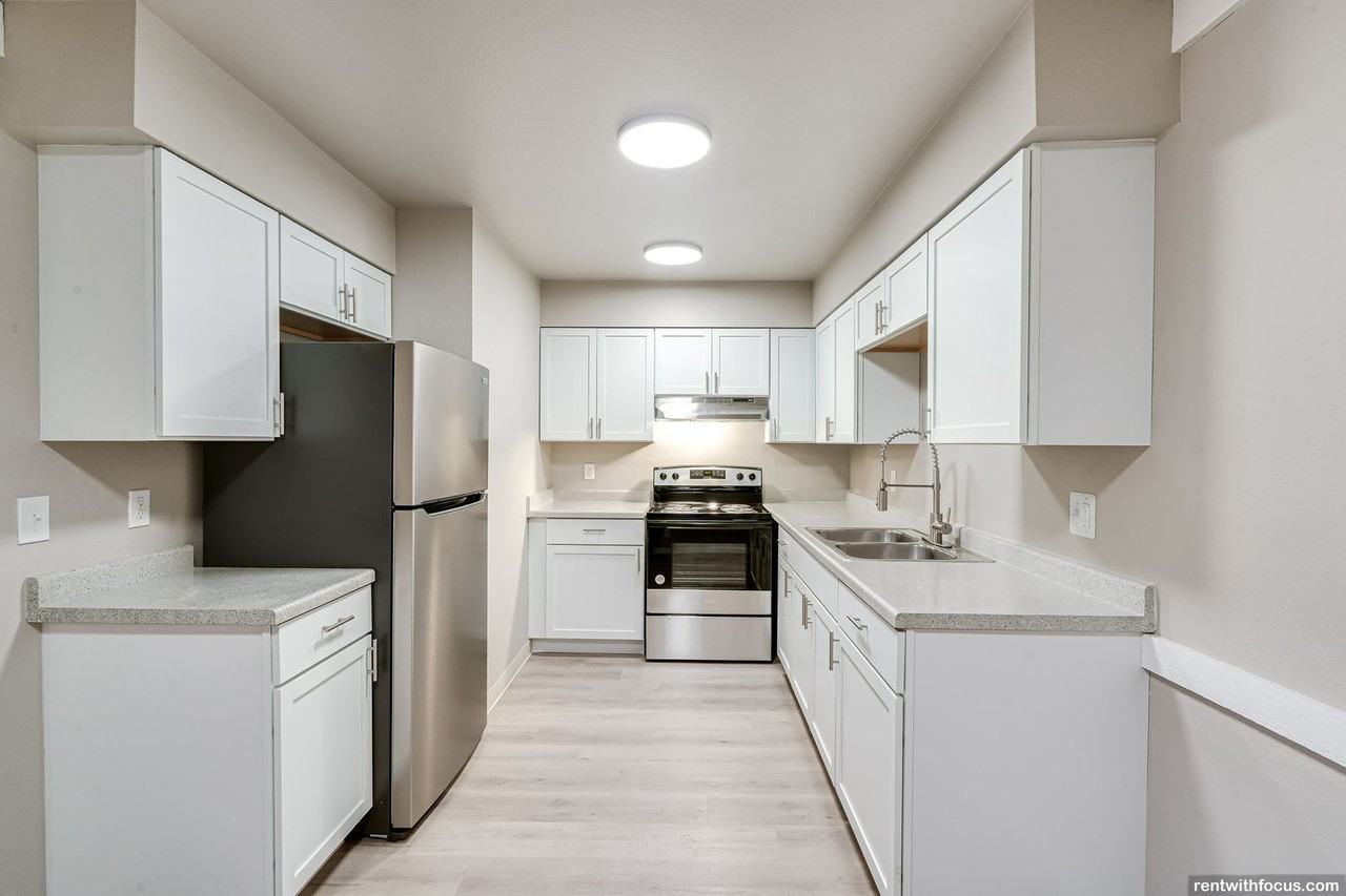 EVERGREEN PLACE - Photo 2 of 44