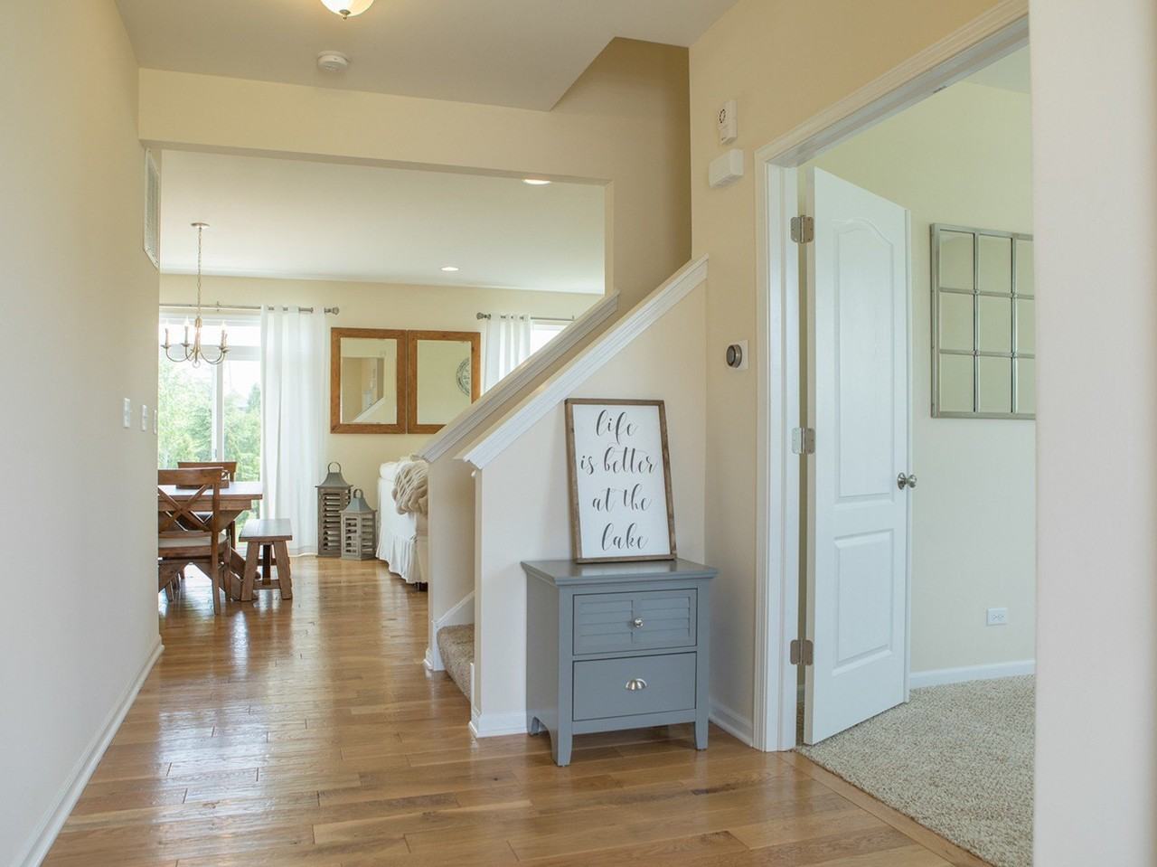 2667 Retreat Cir - Photo 2 of 27