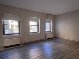 featured image of 585 Main St