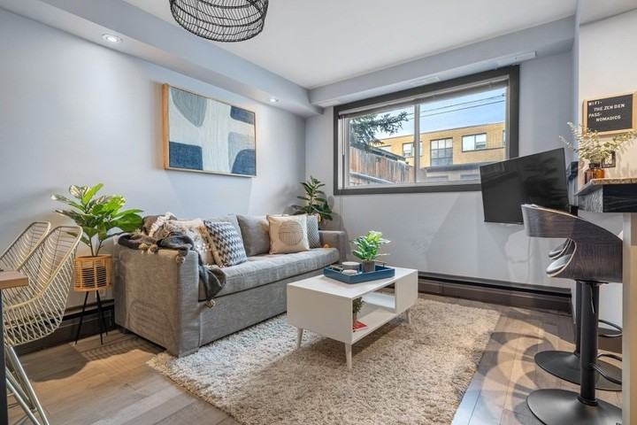 1736 13 Ave Sw - Photo 5 of 18