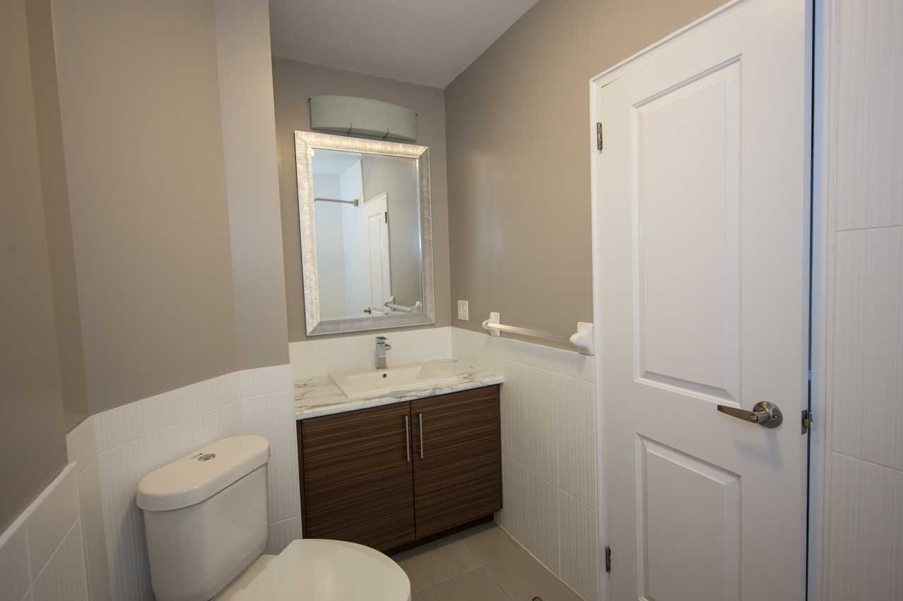 1720 Paris Street - Photo 6 of 26