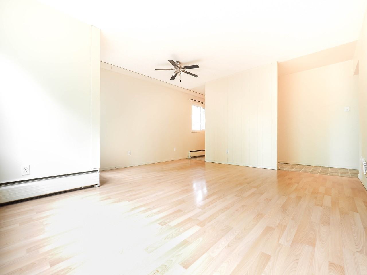 Acadia Apartments - Photo 2 of 6