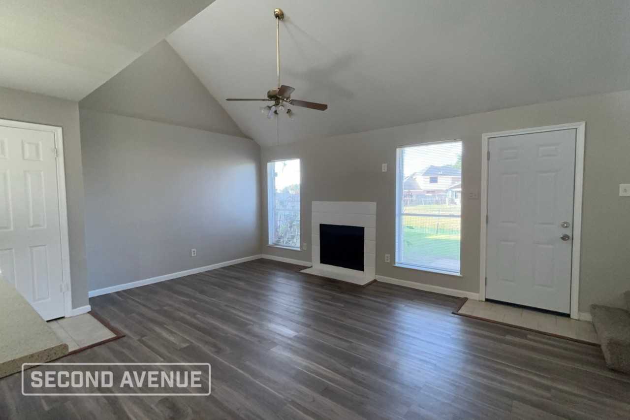 4151 Presidents Dr S - Photo 2 of 19