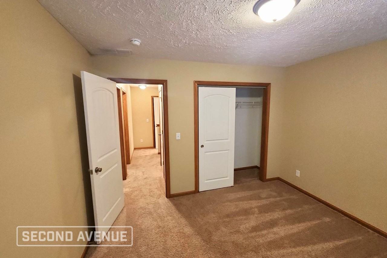 433 Stationpl - Photo 7 of 12