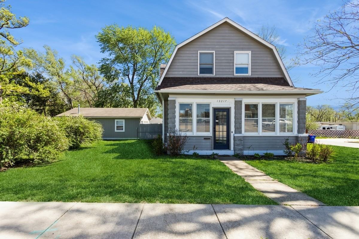 13217 Walnut St #1 - Photo 7 of 25