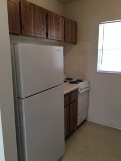 Chateaux Apartments - Photo 2 of 11