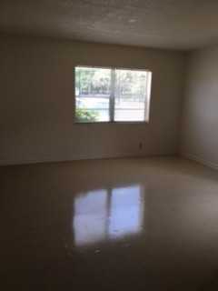 Chateaux Apartments - Photo 3 of 11