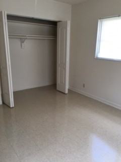 Chateaux Apartments - Photo 5 of 11