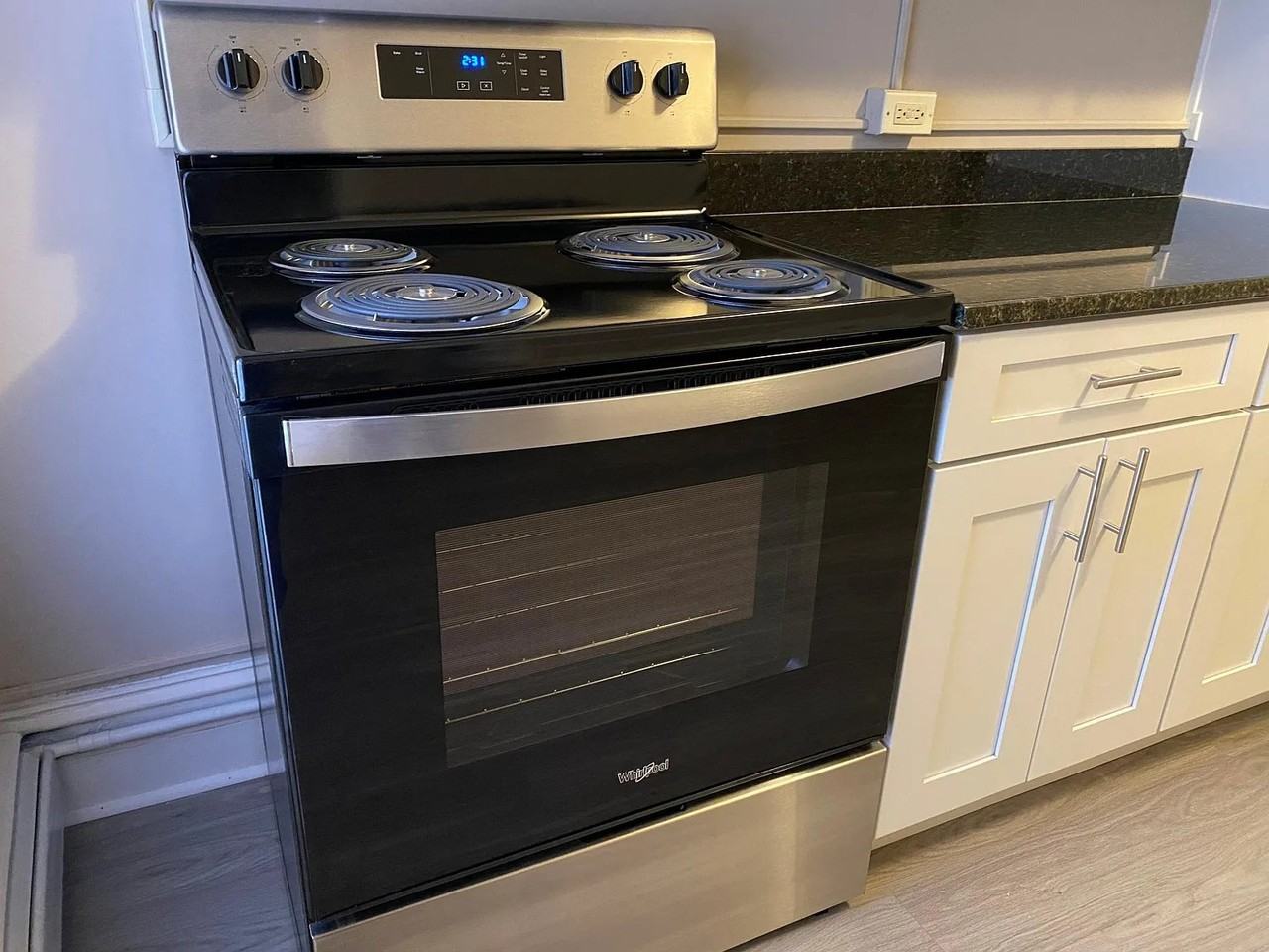 25 South West End Avenue - Photo 2 of 11