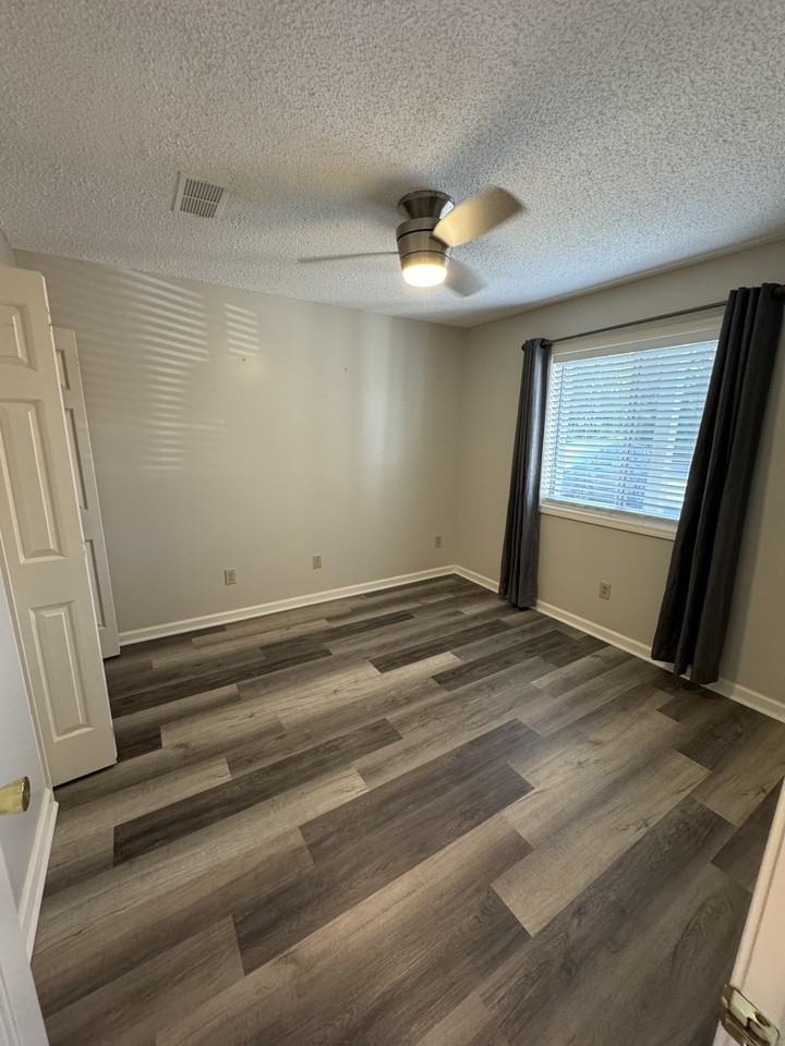 1290 White Tree Ln #1 - Photo 7 of 9