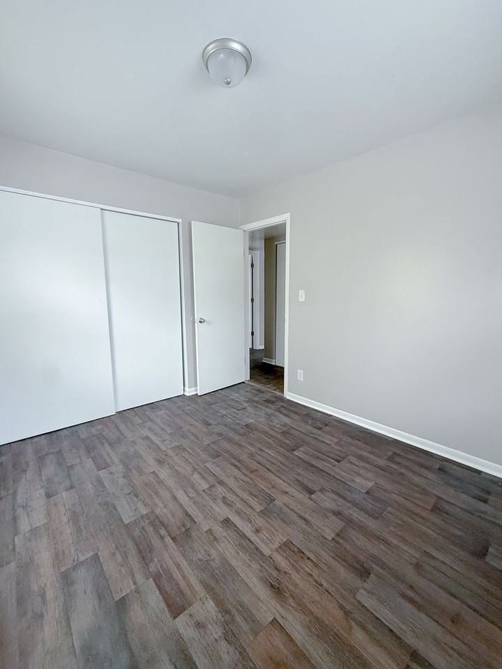 1707 Madison Street - Photo 7 of 17