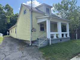 featured image of 712 Florence AvenueFLORENCE AVE #1