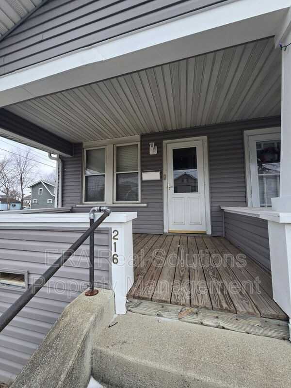 216 N Hague Ave - Photo 2 of 18