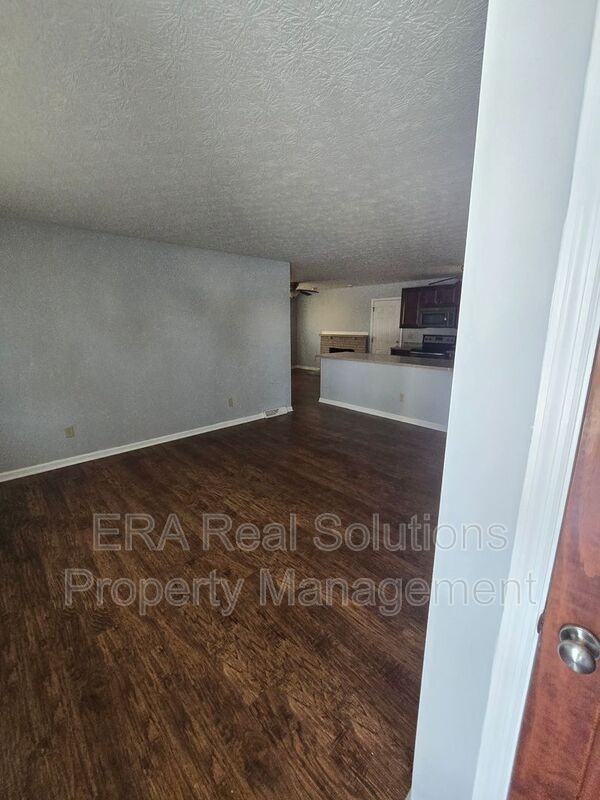 1094 Saint Agnes Ave #1094 - Photo 3 of 32