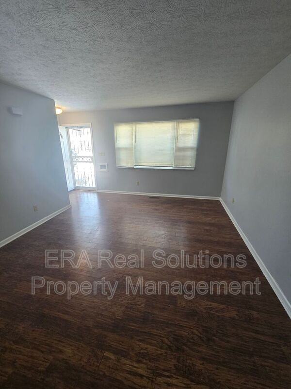 1094 Saint Agnes Ave #1094 - Photo 5 of 32