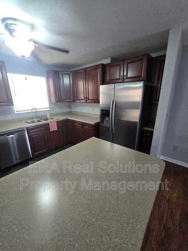 1094 Saint Agnes Ave #1094 - Photo 6 of 32