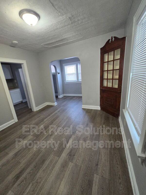 1418 Cordell Ave - Photo 7 of 25