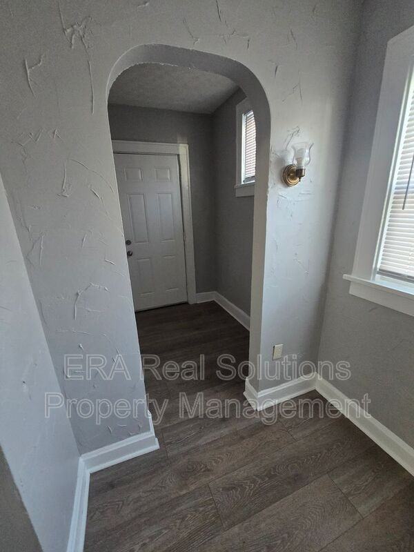 1418 Cordell Ave - Photo 7 of 21