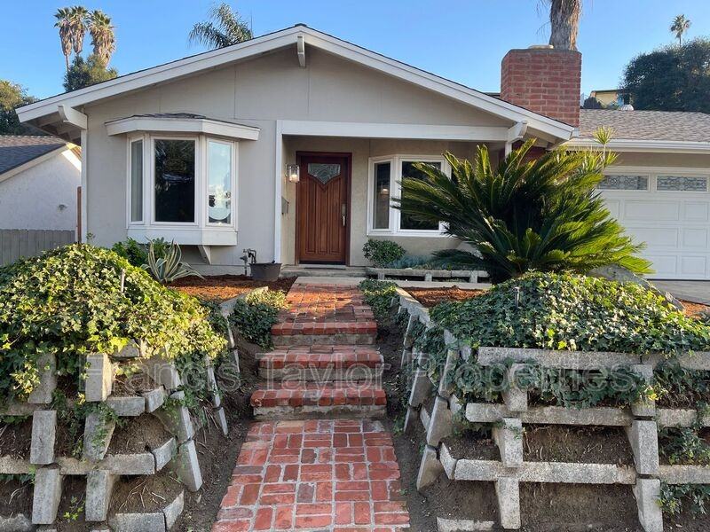 1545 Kenora St - Photo 2 of 26