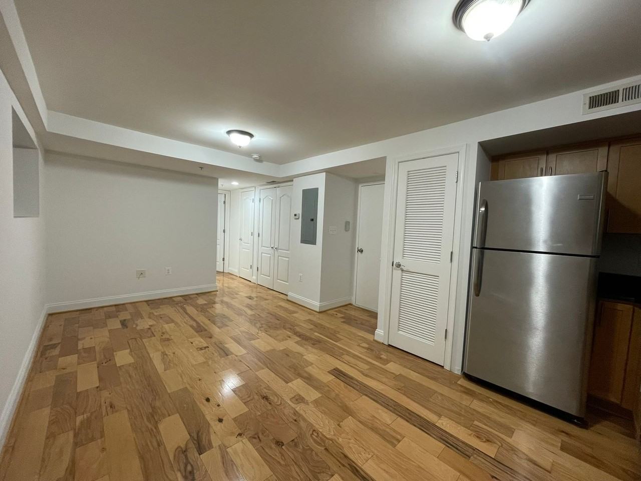 Park Heights - Photo 2 of 33