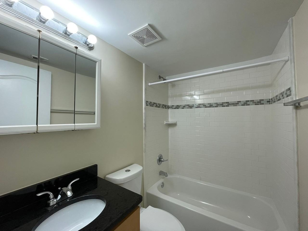 Park Heights - Photo 6 of 33