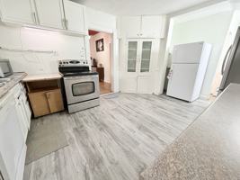 featured image of 337 Maxwell St